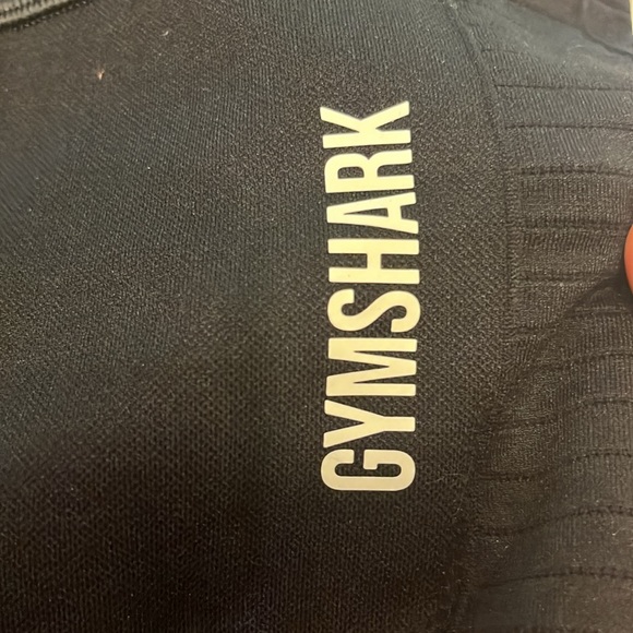 Small black gymshark workout shorts - Picture 2 of 4